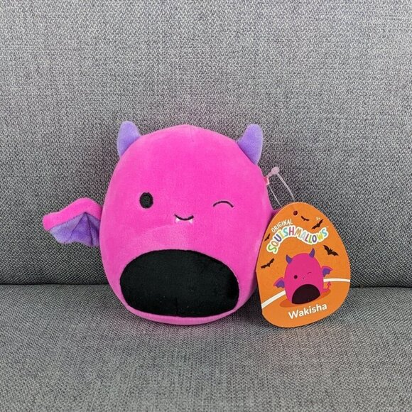 Squishmallows Wakisha the Neon Pink Vampire Bat 4" - Picture 1 of 2